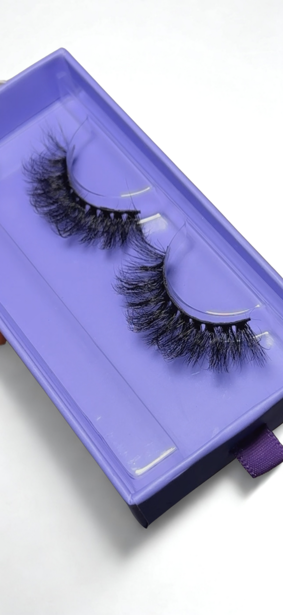 “Heavy on the eye contact” Lashes