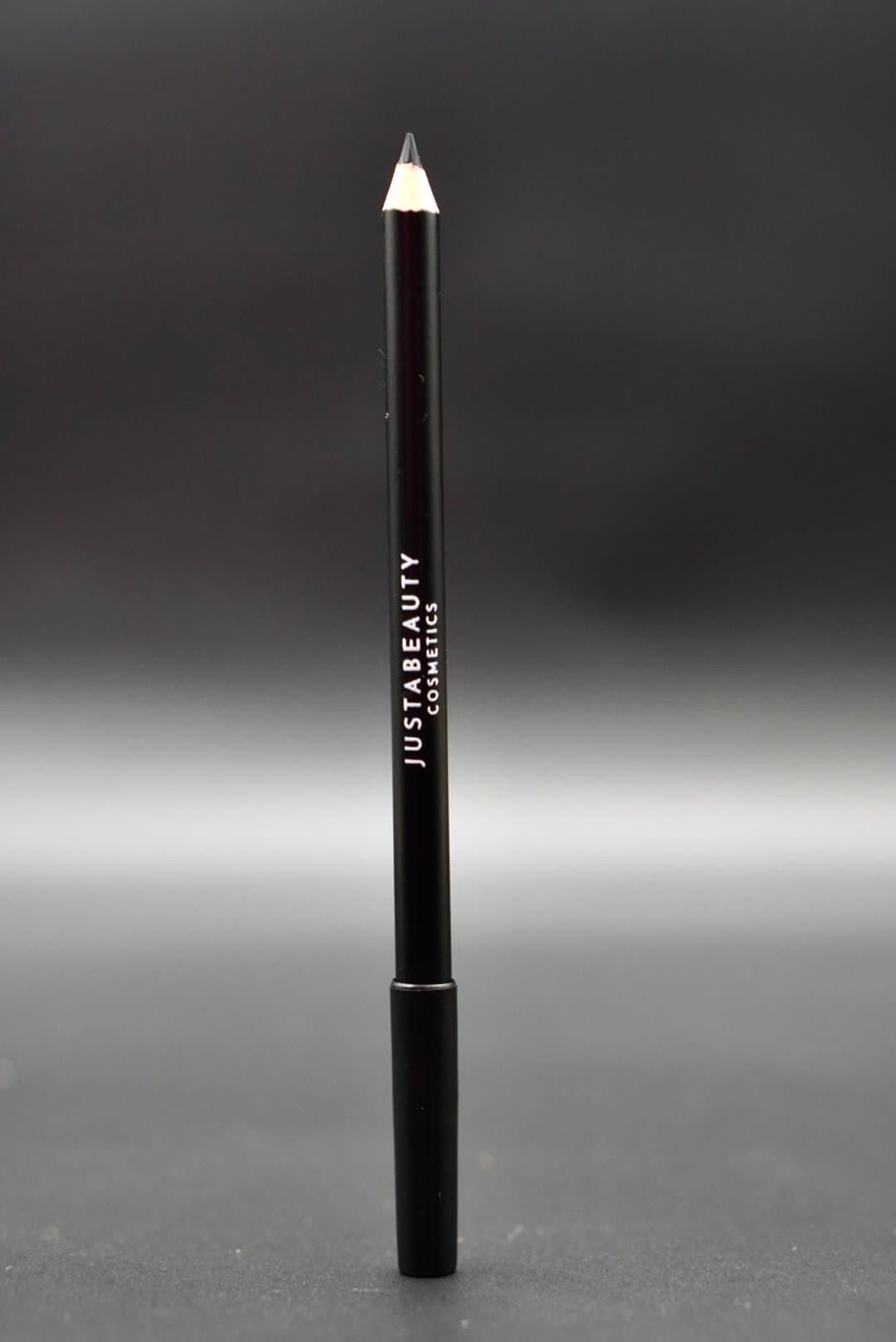 Beyond limits Lip Liner